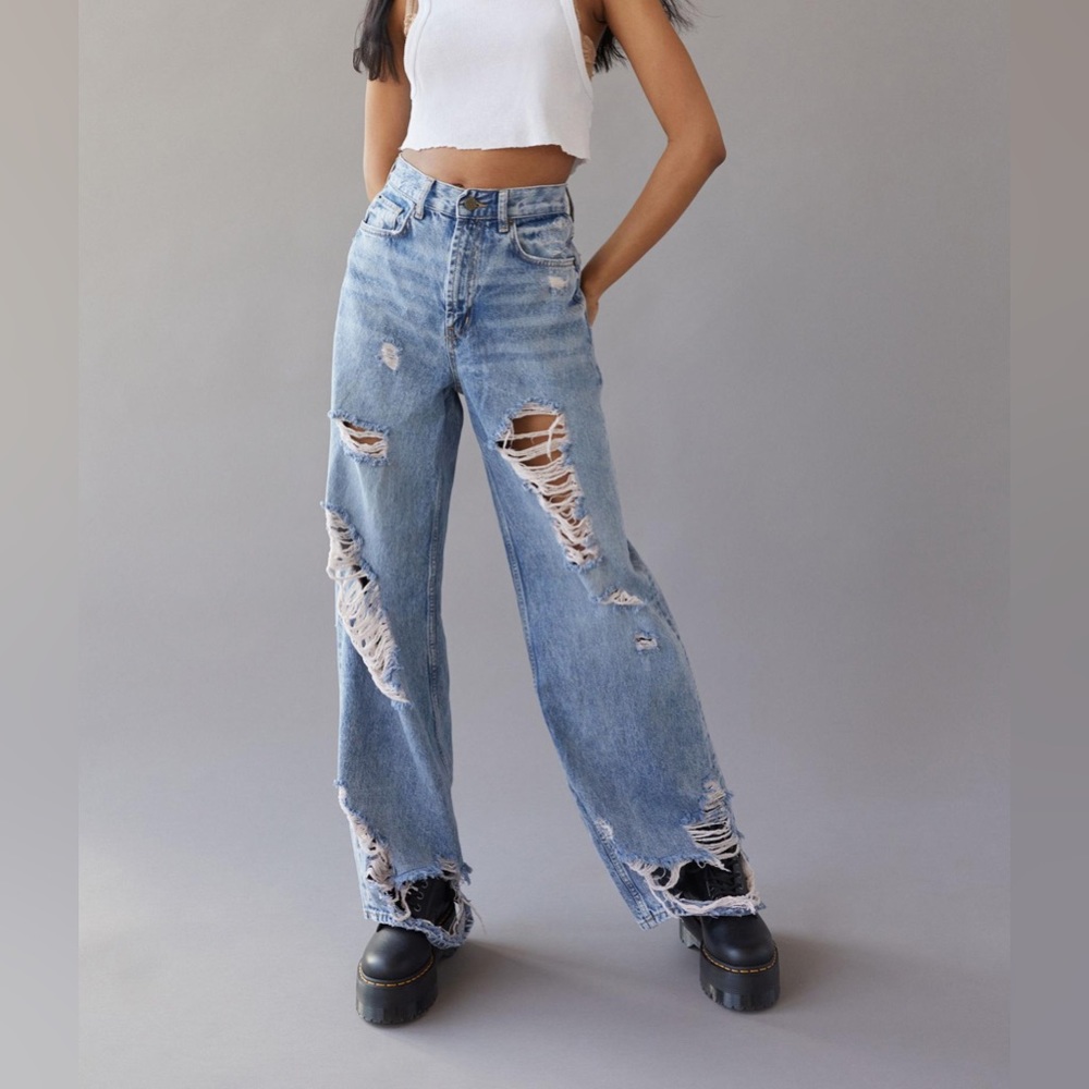 NWT BDG Baggy Skater Ripped Jeans